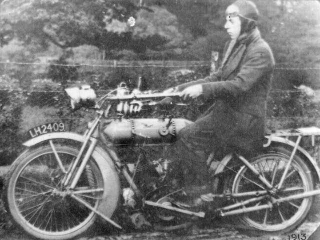 Nigel Oxenden 1913 motorcyle