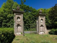 Coleshill House east gates